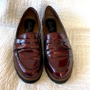 Burgundy patent leather loafers by Earthies size 6